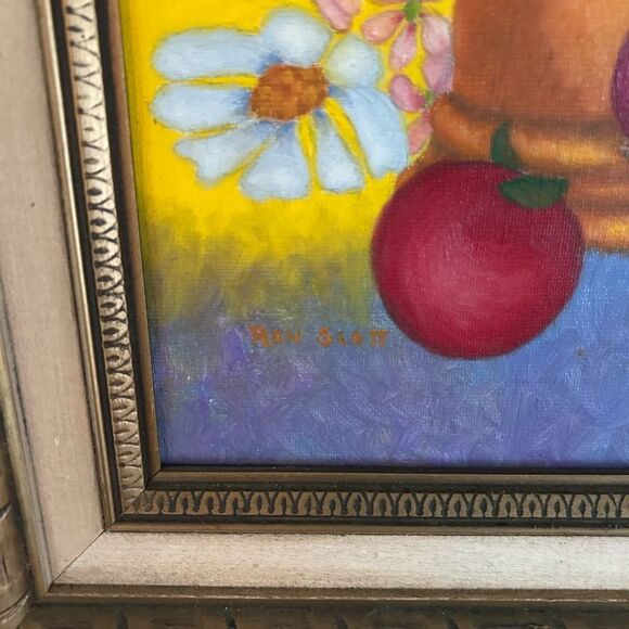 Vintage Still Life Flowers fruit Floral Oil Painting in Thick Gold Frame Ornate - Picture 3 of 9